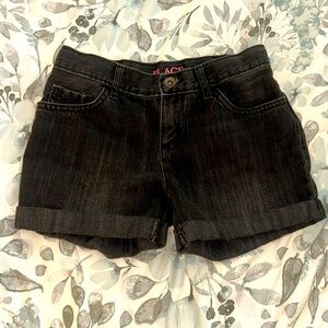The children’s place Shorty short court, never been worn, black, girls size 10